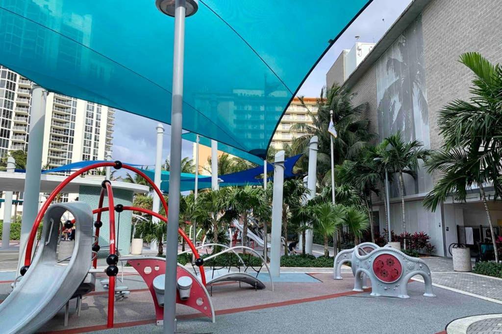 Beautiful Apartment Steps Away From The Beach Miami Beach Exterior photo